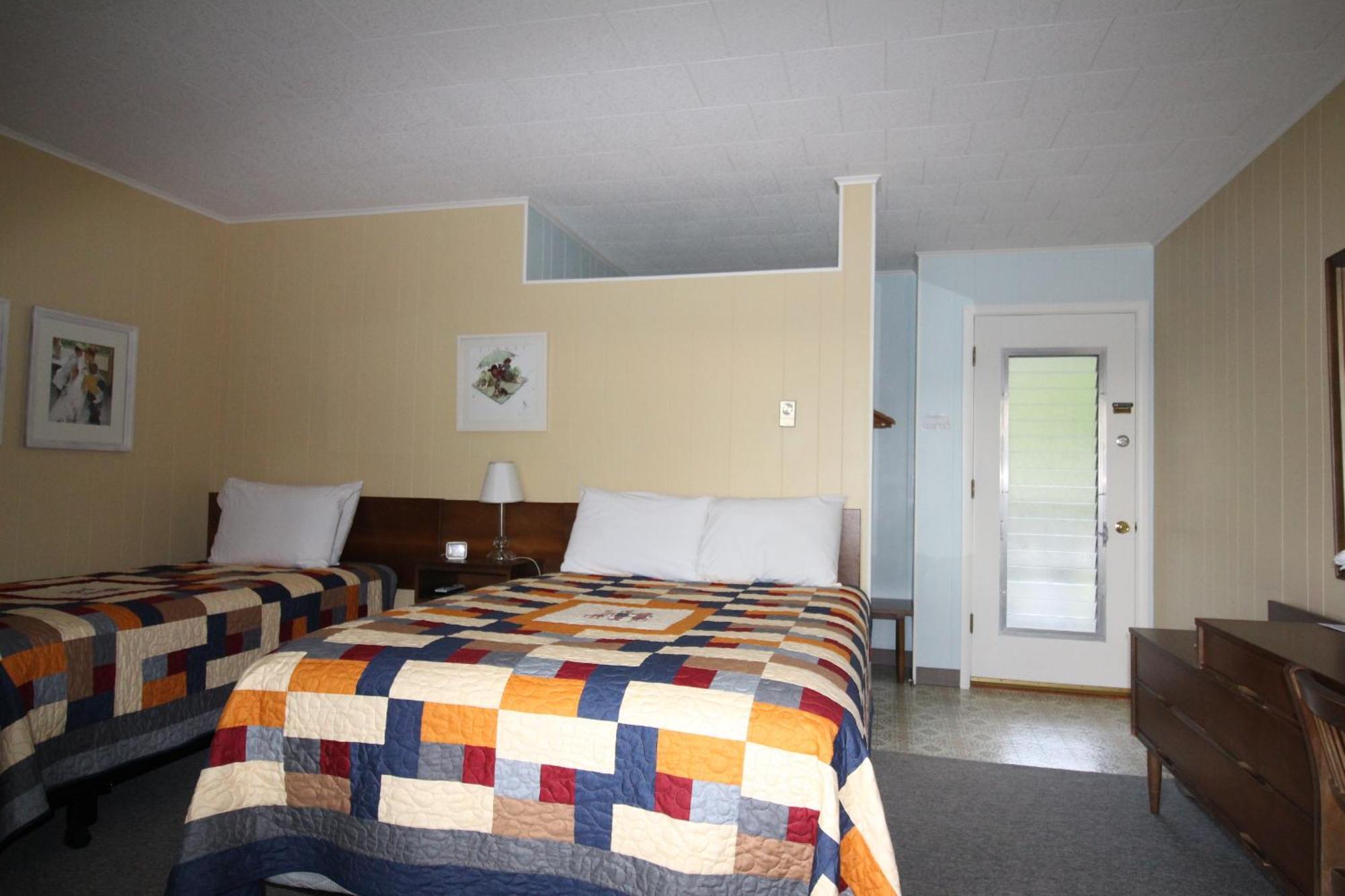 Sandy Point Motel Long Lake Kültér fotó